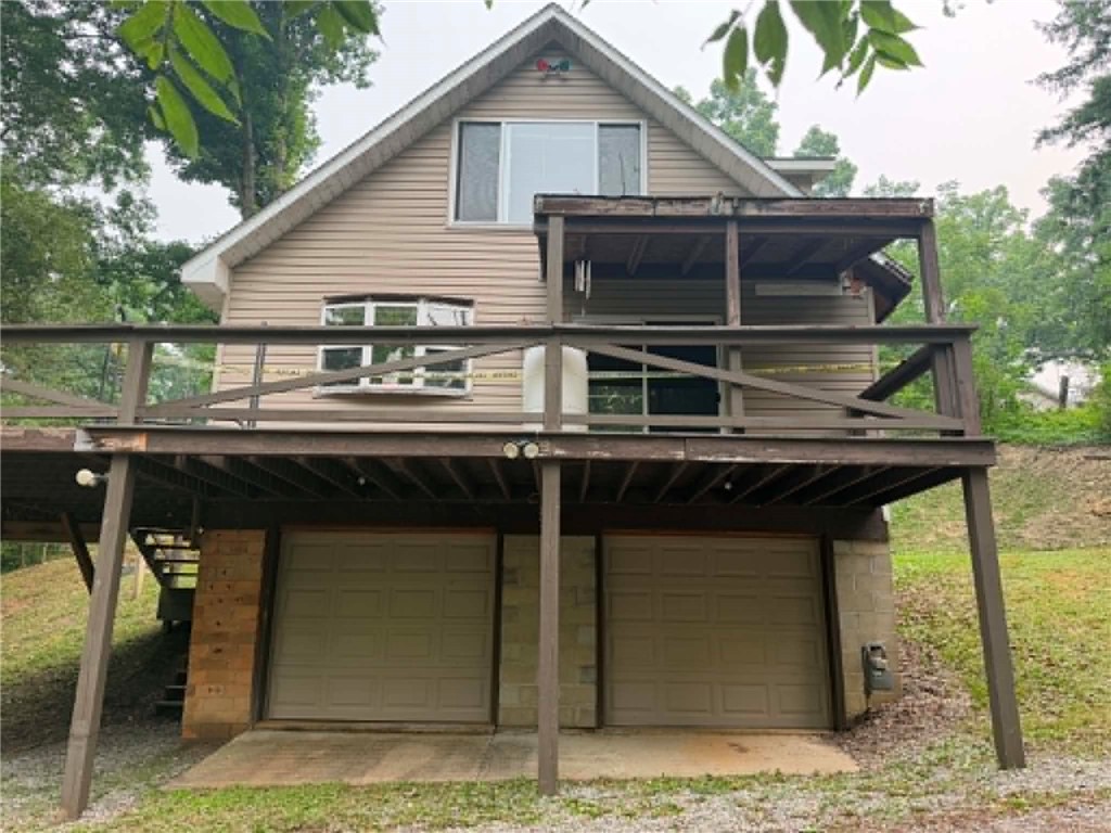 105 Stoughton Bch — photo