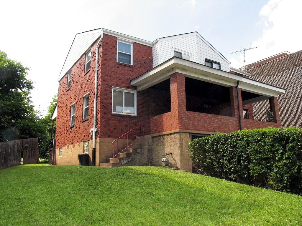 3229 Dawson Street — photo