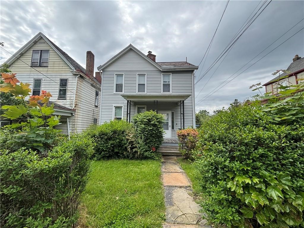 1031 Tyndall St — photo
