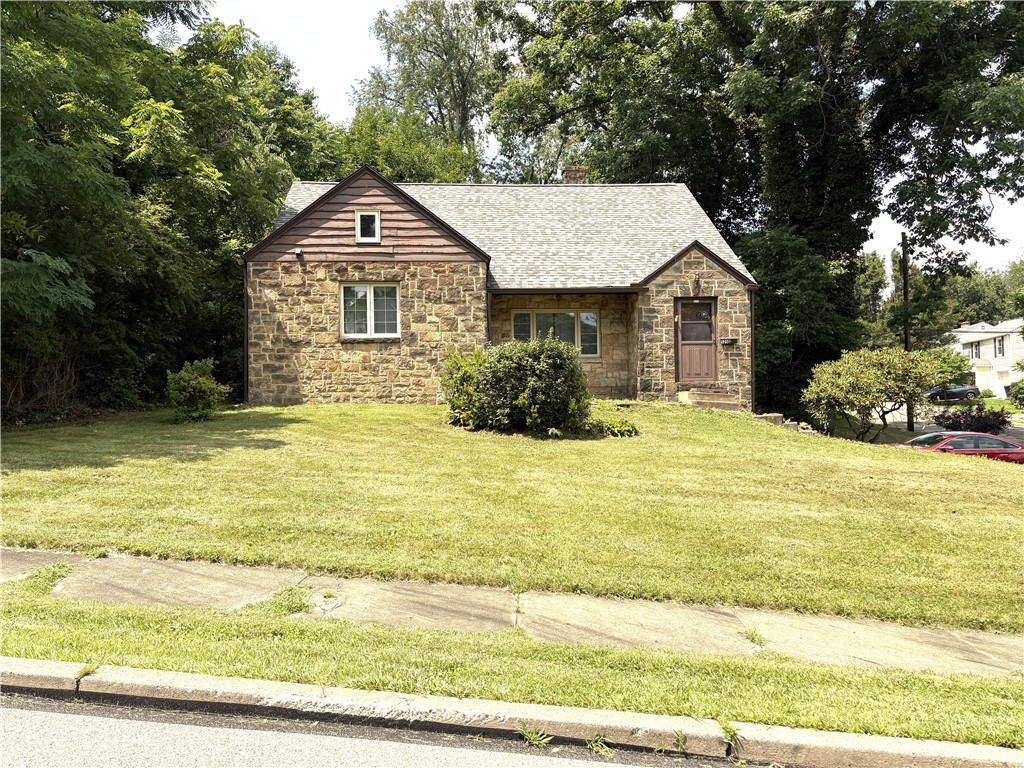 525 Riverview Dr — photo