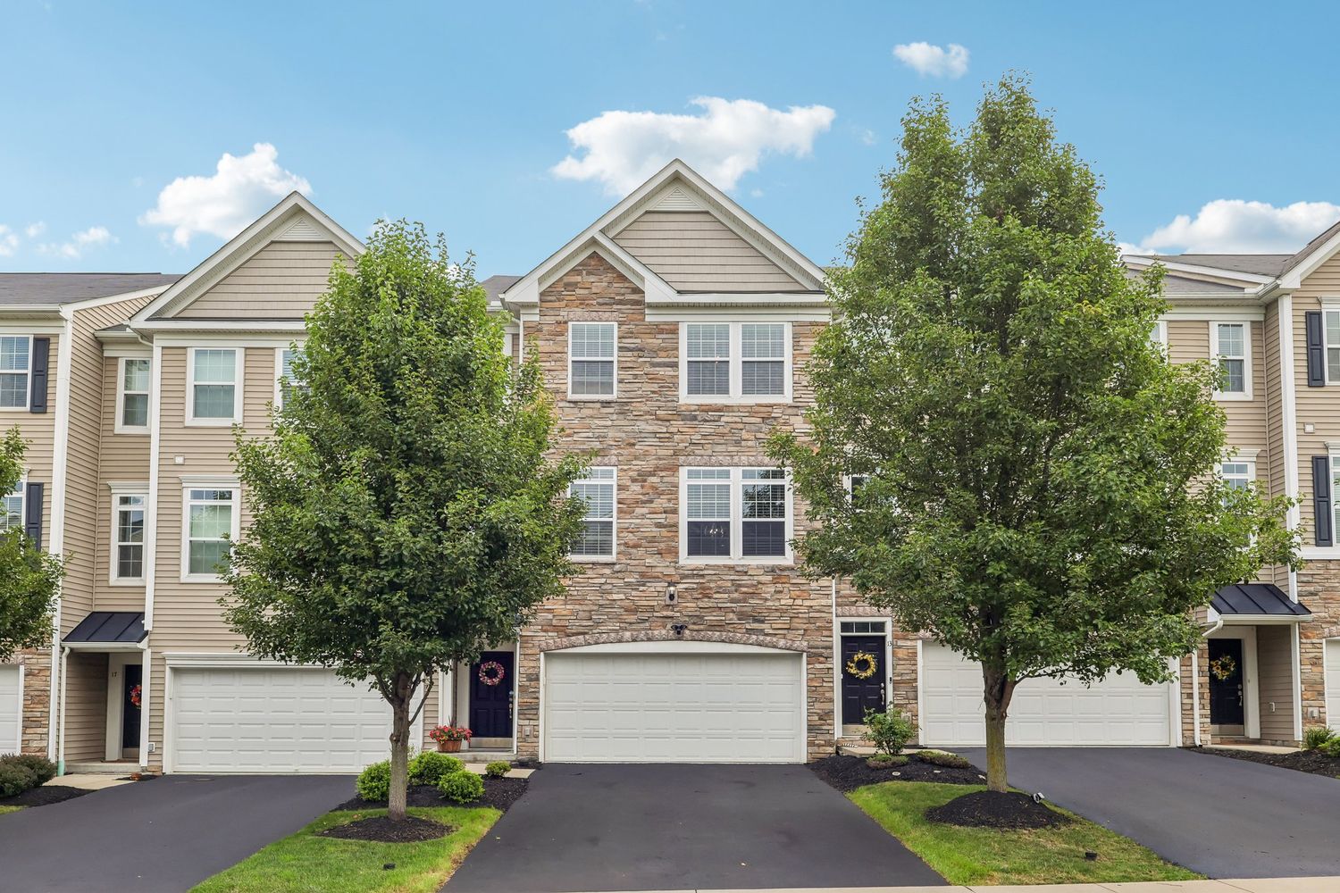 15 Truman Circle — photo