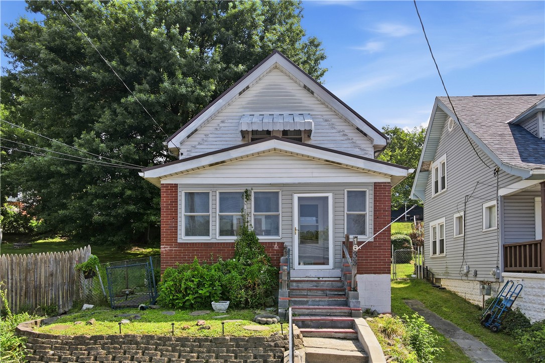 1633 Creedmoor Ave. — photo
