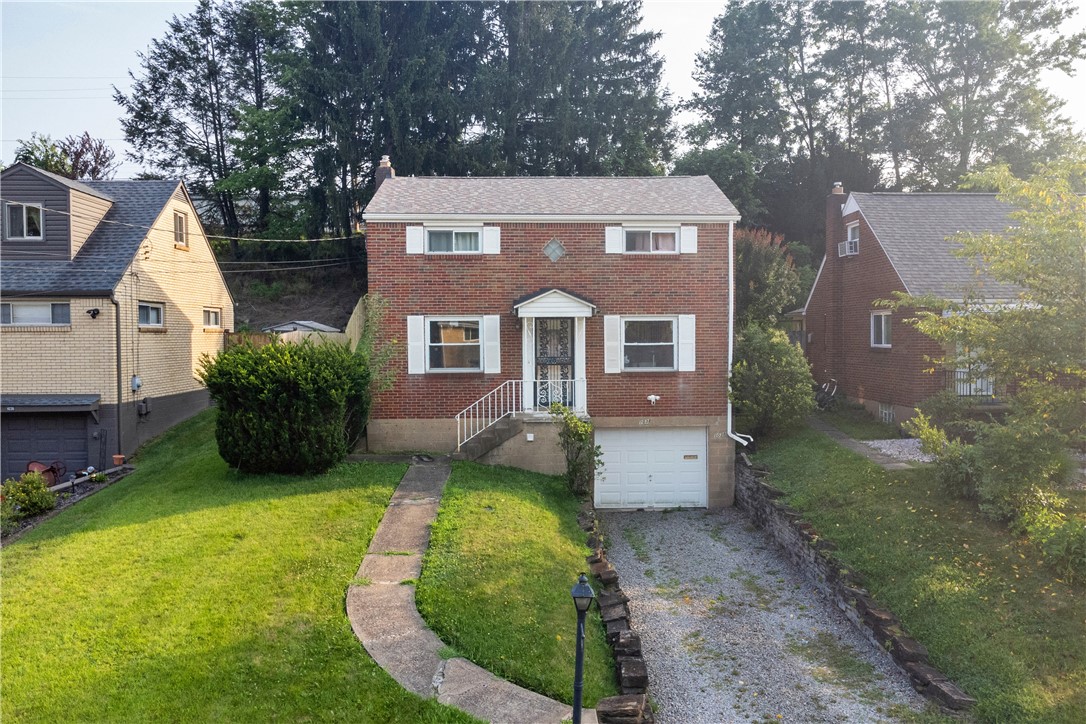 1038 Ardmore Manor Dr — photo