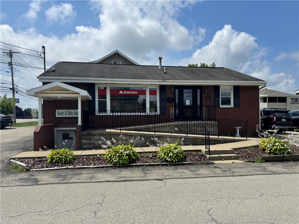 2417 Freeport Rd — photo