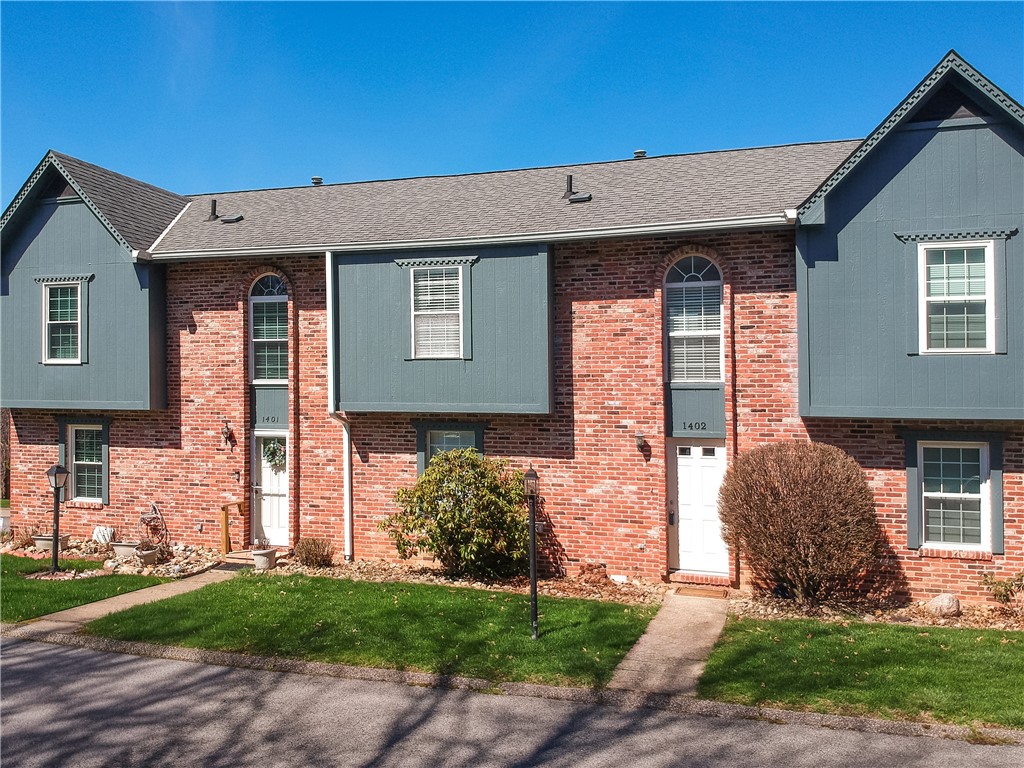 1402 Timberglen Dr — photo