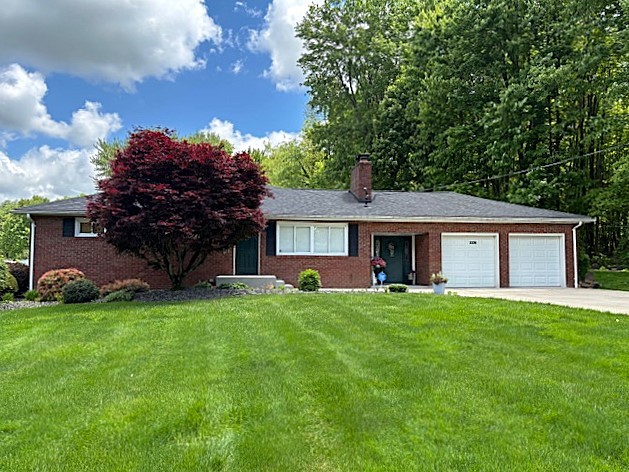 3326 Hillsville Rd — photo