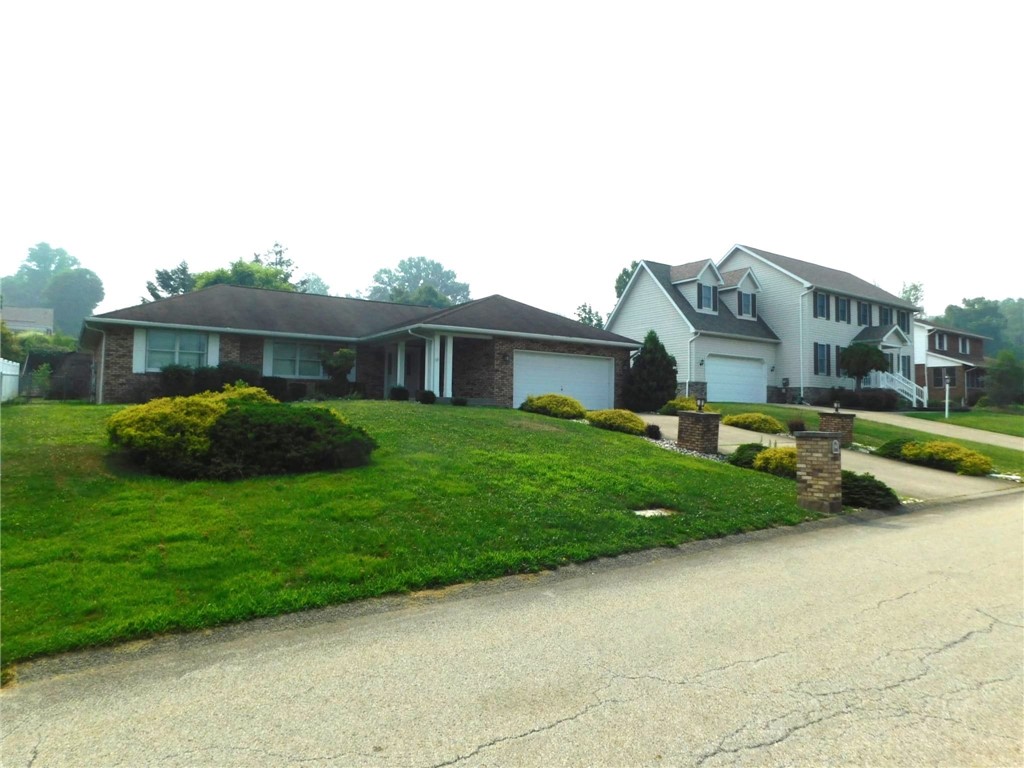 321 Meadowlark Dr — photo