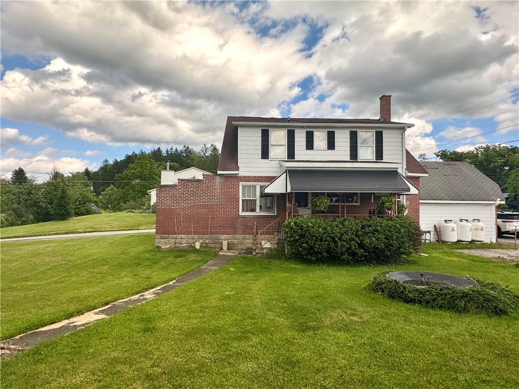427 Route 271 — photo