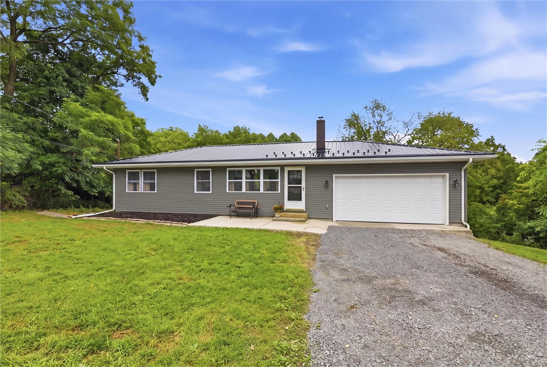 2251 Mercer West Middlesex Rd — photo