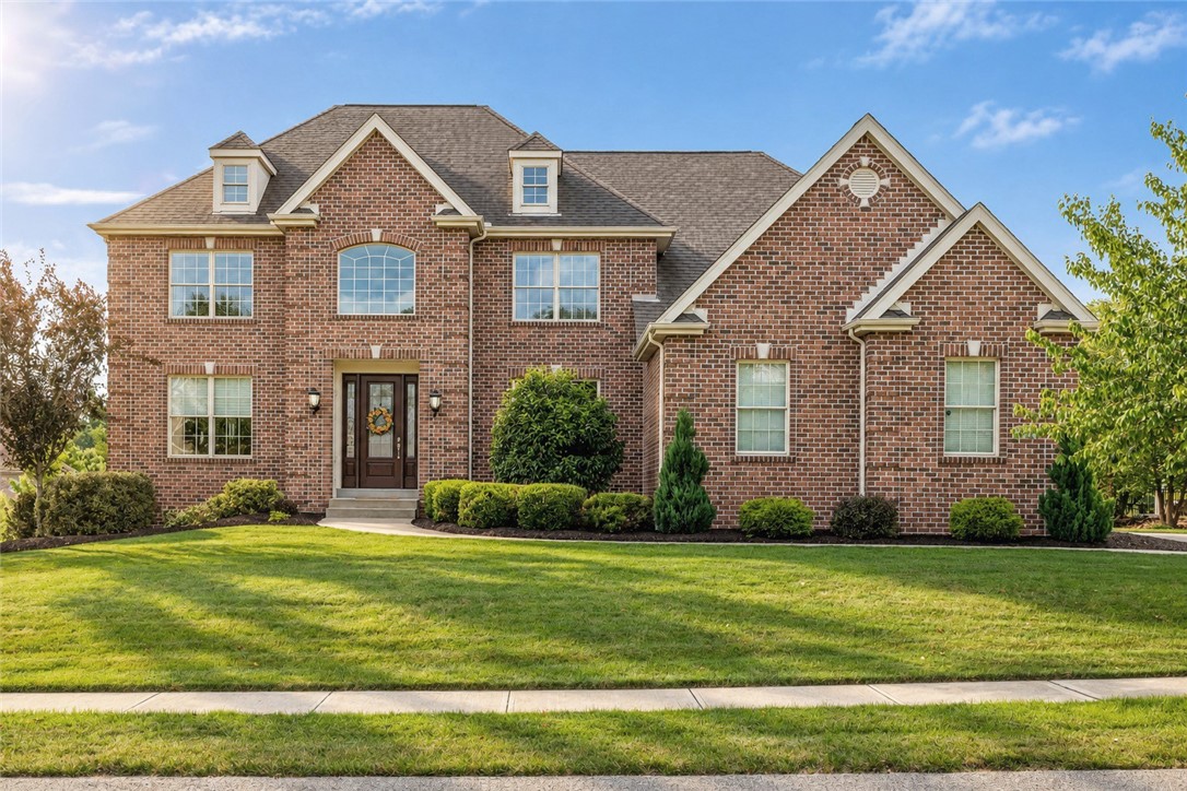 124 Majestic Dr — photo