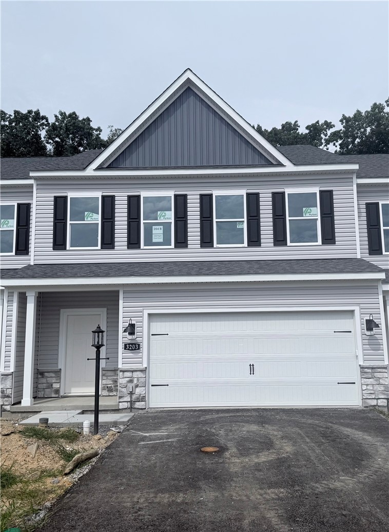 3203 Maple Crest Court — photo