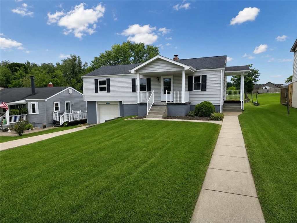 11384 James Street — photo