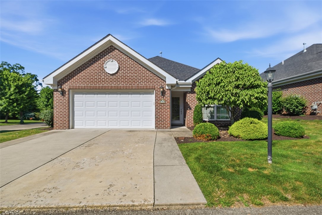 401 River Glen Dr — photo