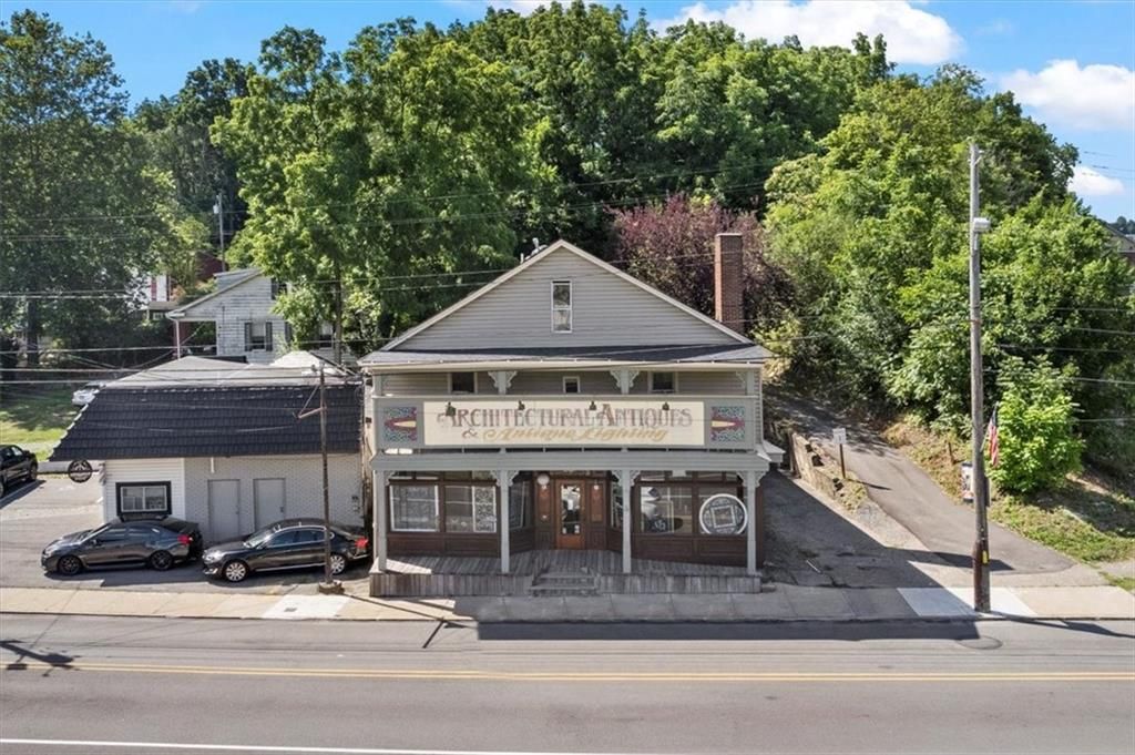 207 Adams Ave — photo