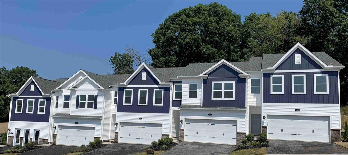 202 Paddock Lane — photo