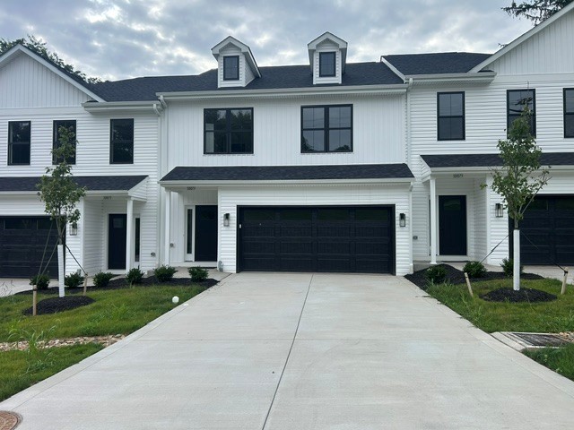 10073 Old Perry Hwy. — photo