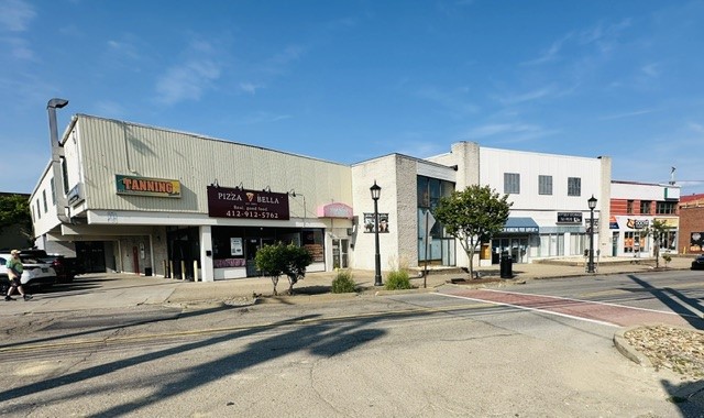 616 Lincoln Ave (Suite 3) — photo
