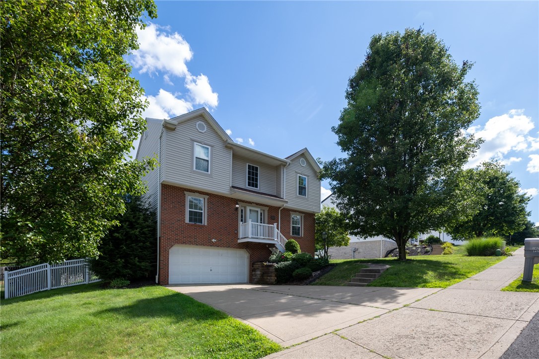 1421 Sandstone Dr — photo
