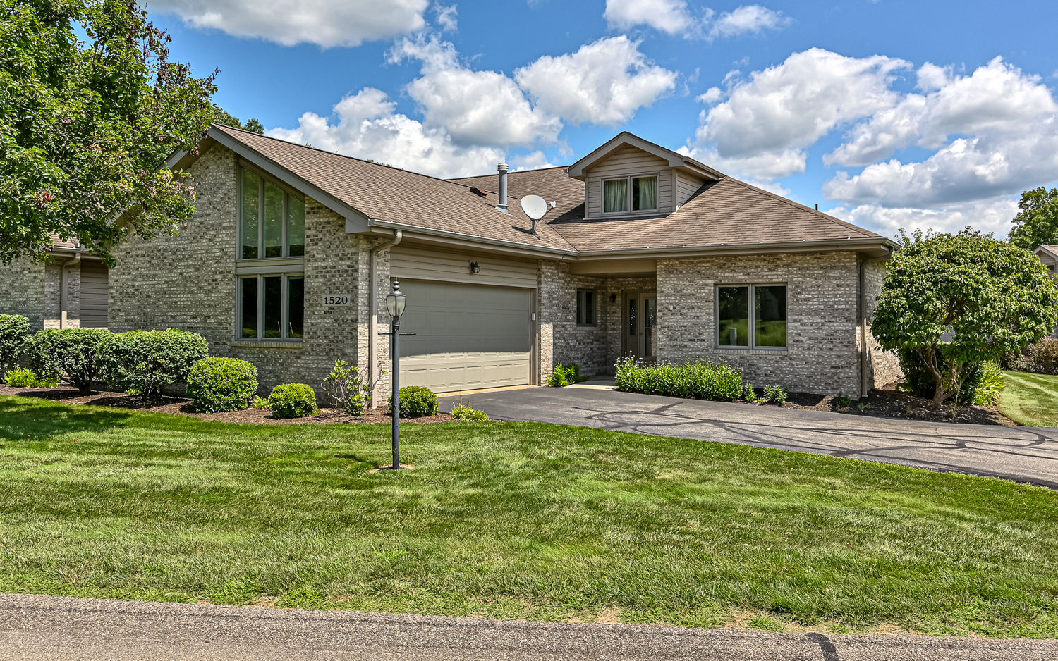 1520 Palmer Way — photo