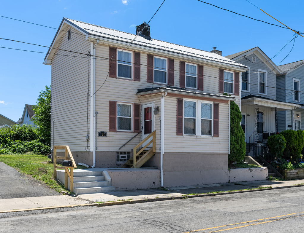 527 Reno Street — photo