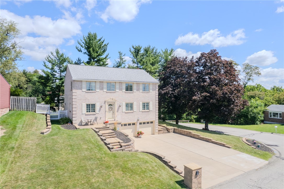 100 Textor Dr — photo