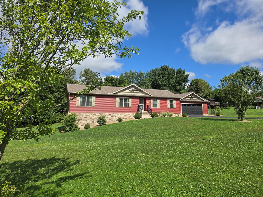 961 Sunset Dr — photo