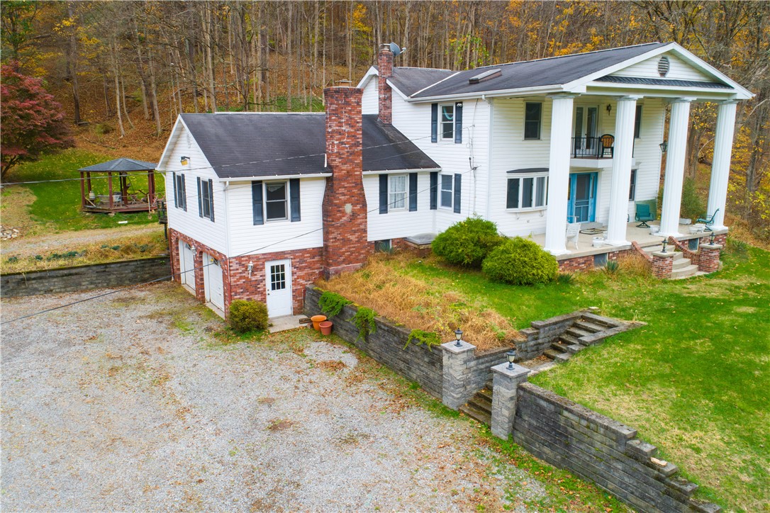 60 Candy Hollow Way — photo