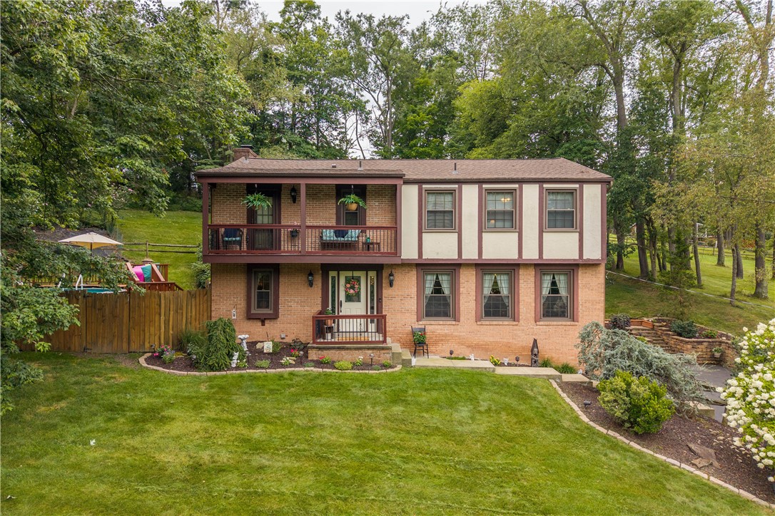 142 Longvue Drive — photo