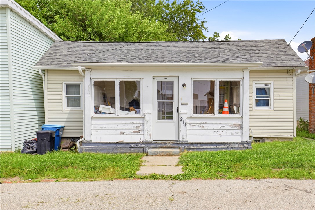 214 W Vine St — photo