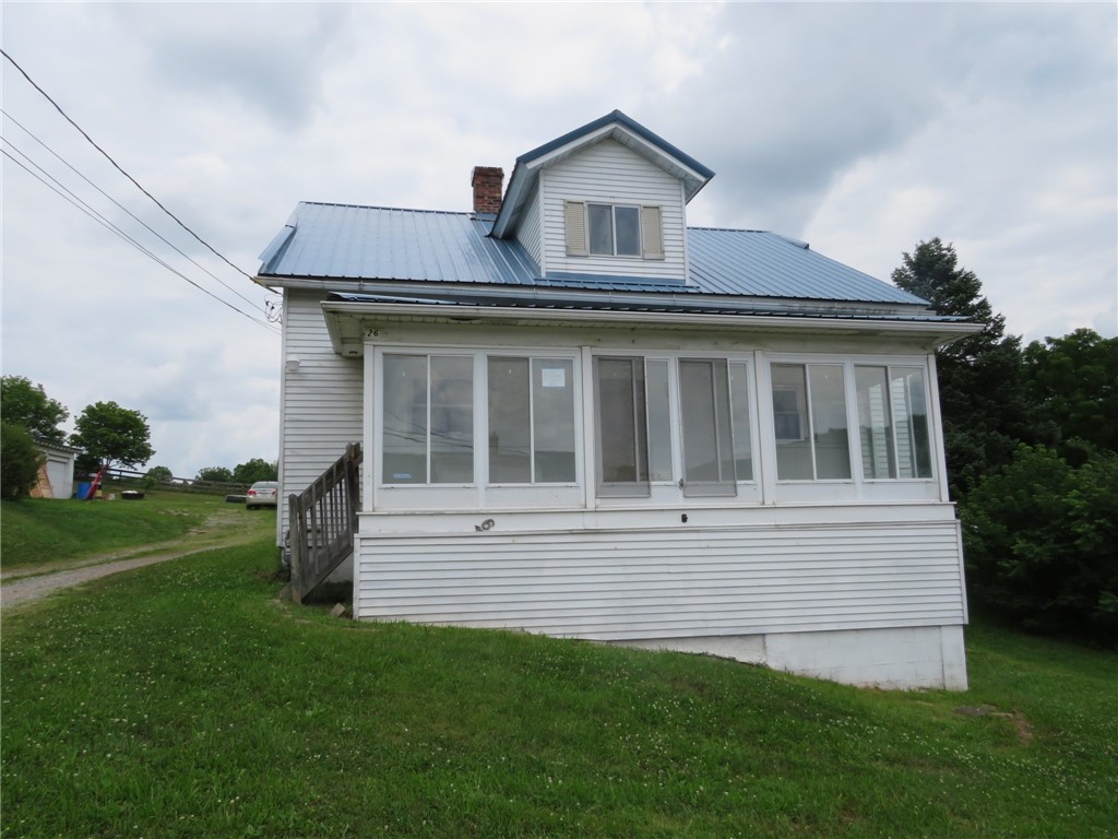26 Campbell Dr — photo