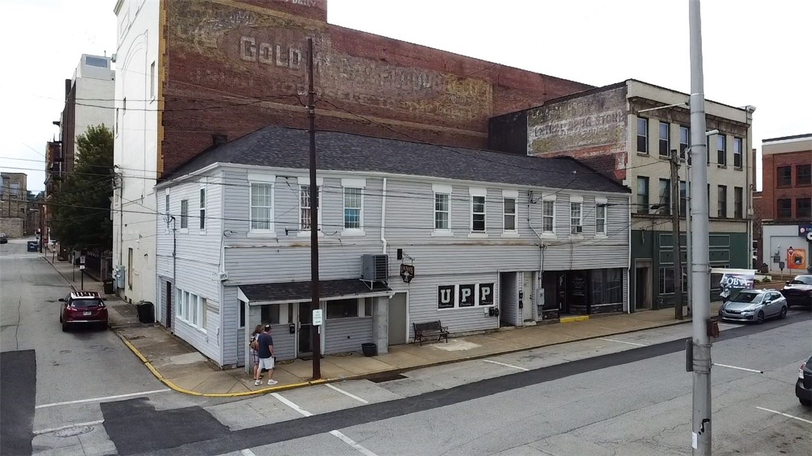 10-16 N Beeson Blvd — photo