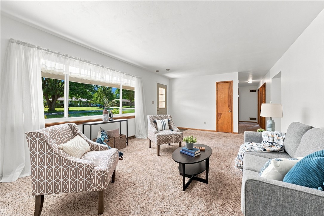 186 Donald Road, Hermitage, PA 16148 — photo 2