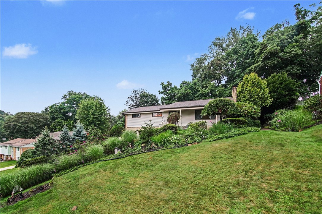 405 Peters Drive — photo