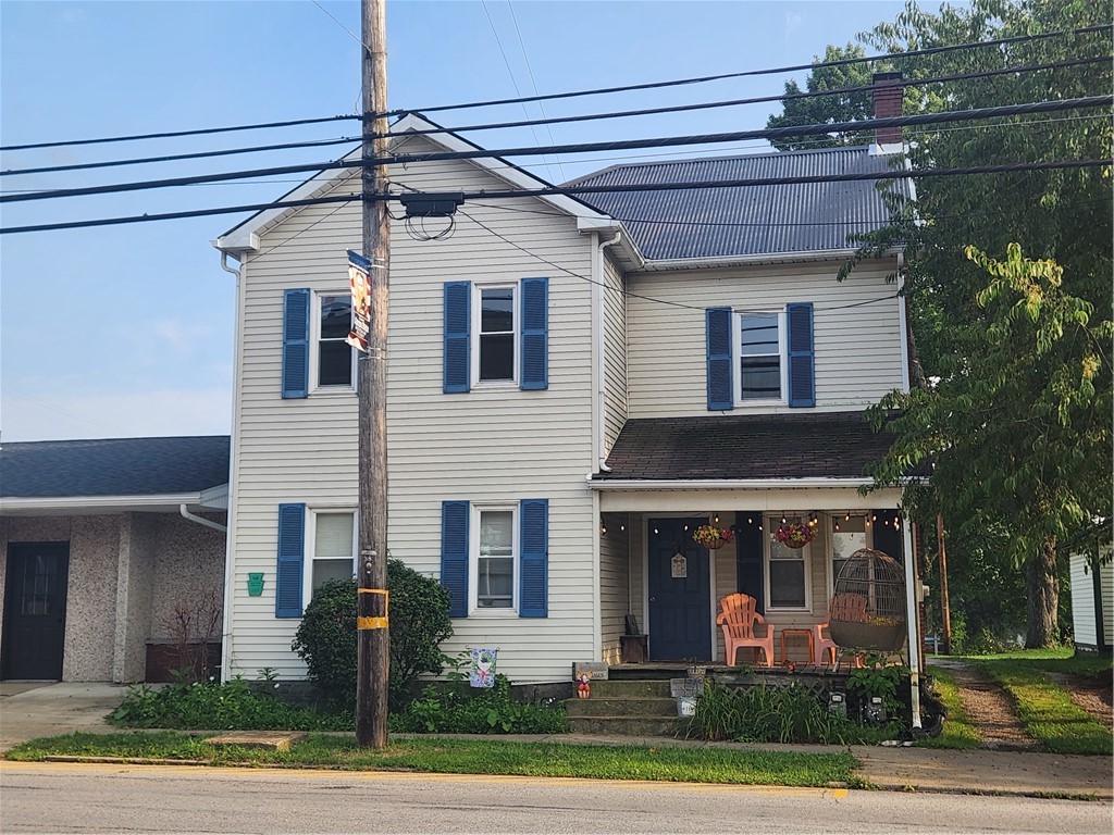 309 W Main St — photo