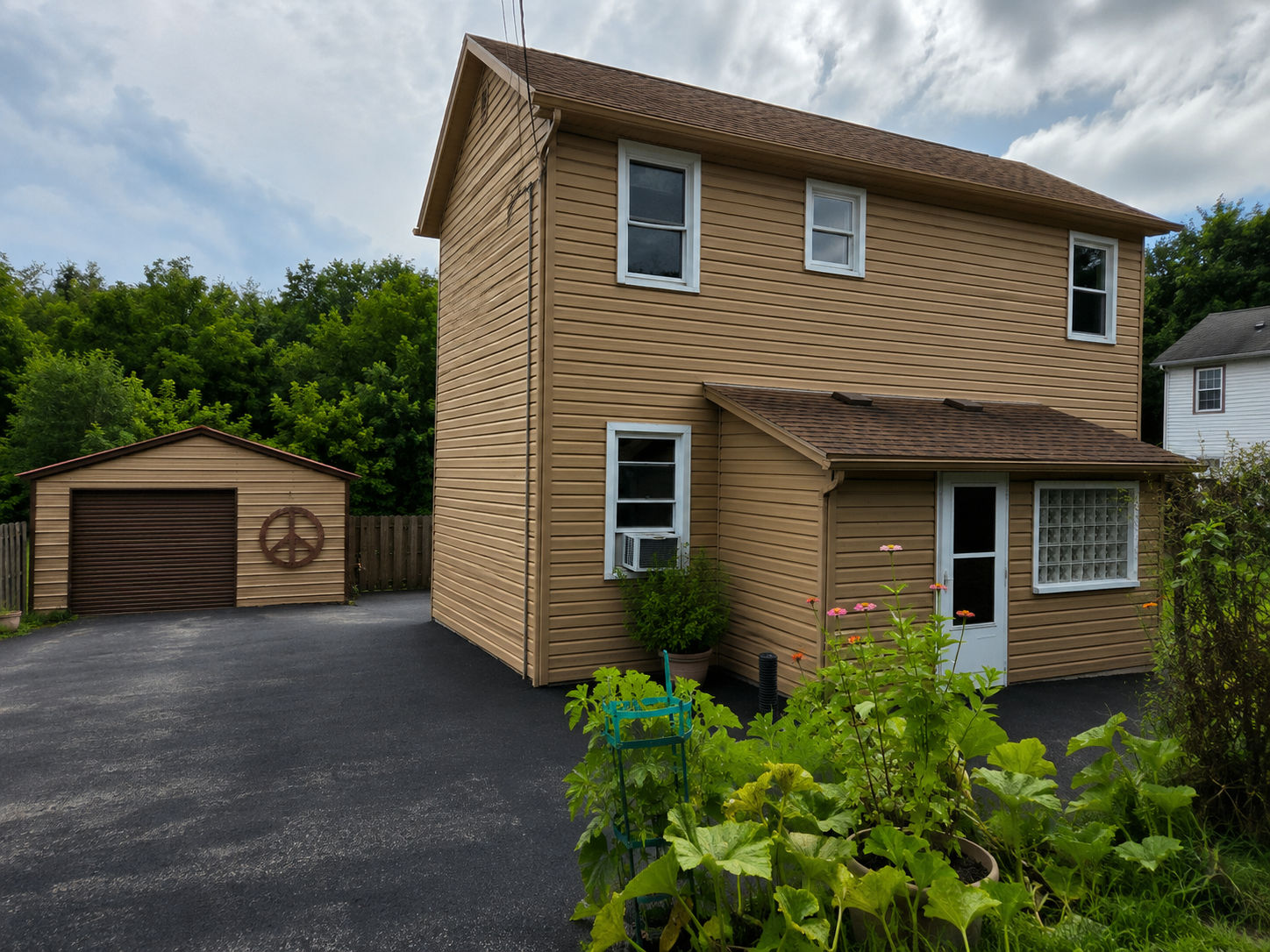 123 Snydertown Road — photo