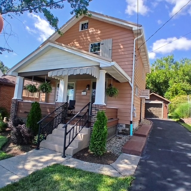 110 W Garfield Ave — photo