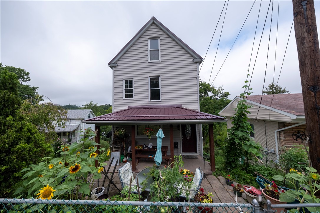 1362 E Maiden St — photo