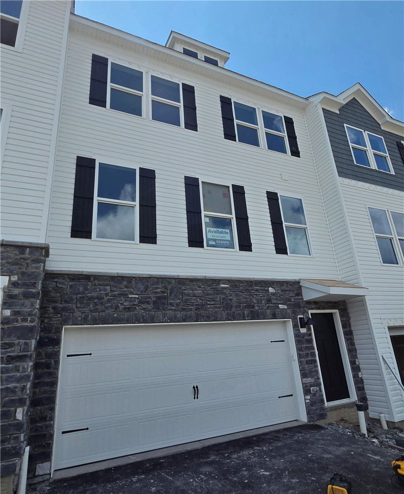 107 Laurel Hills Drive — photo