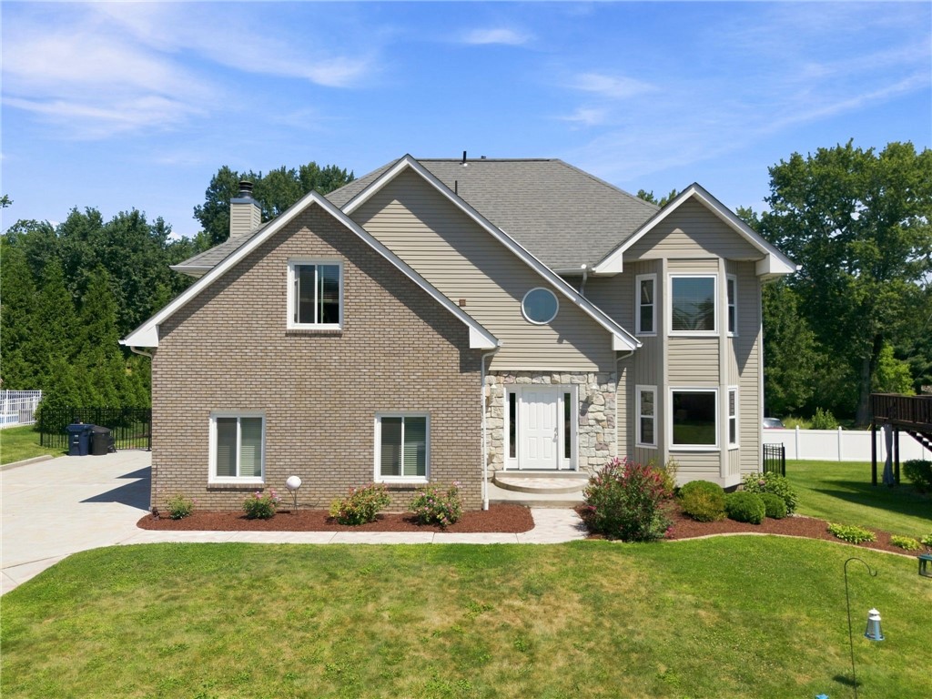 104 Carmella Dr — photo