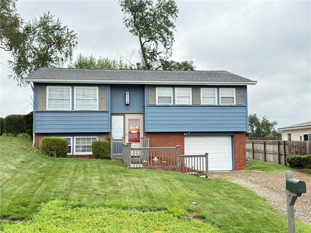 124 Alcan Drive — photo