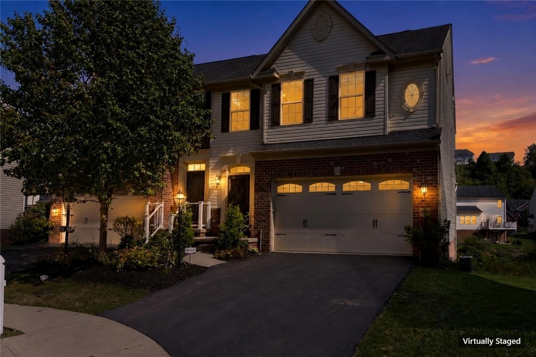 8021 Hinsdale Ln — photo