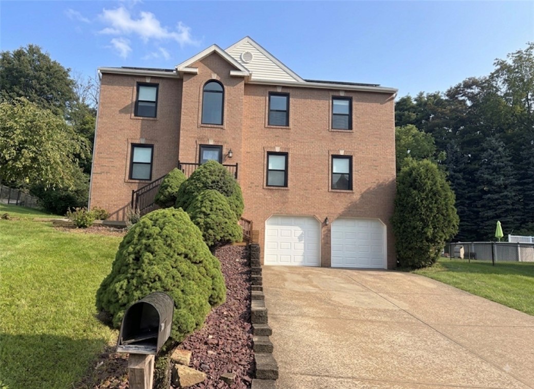 112 Coventry Ct — photo