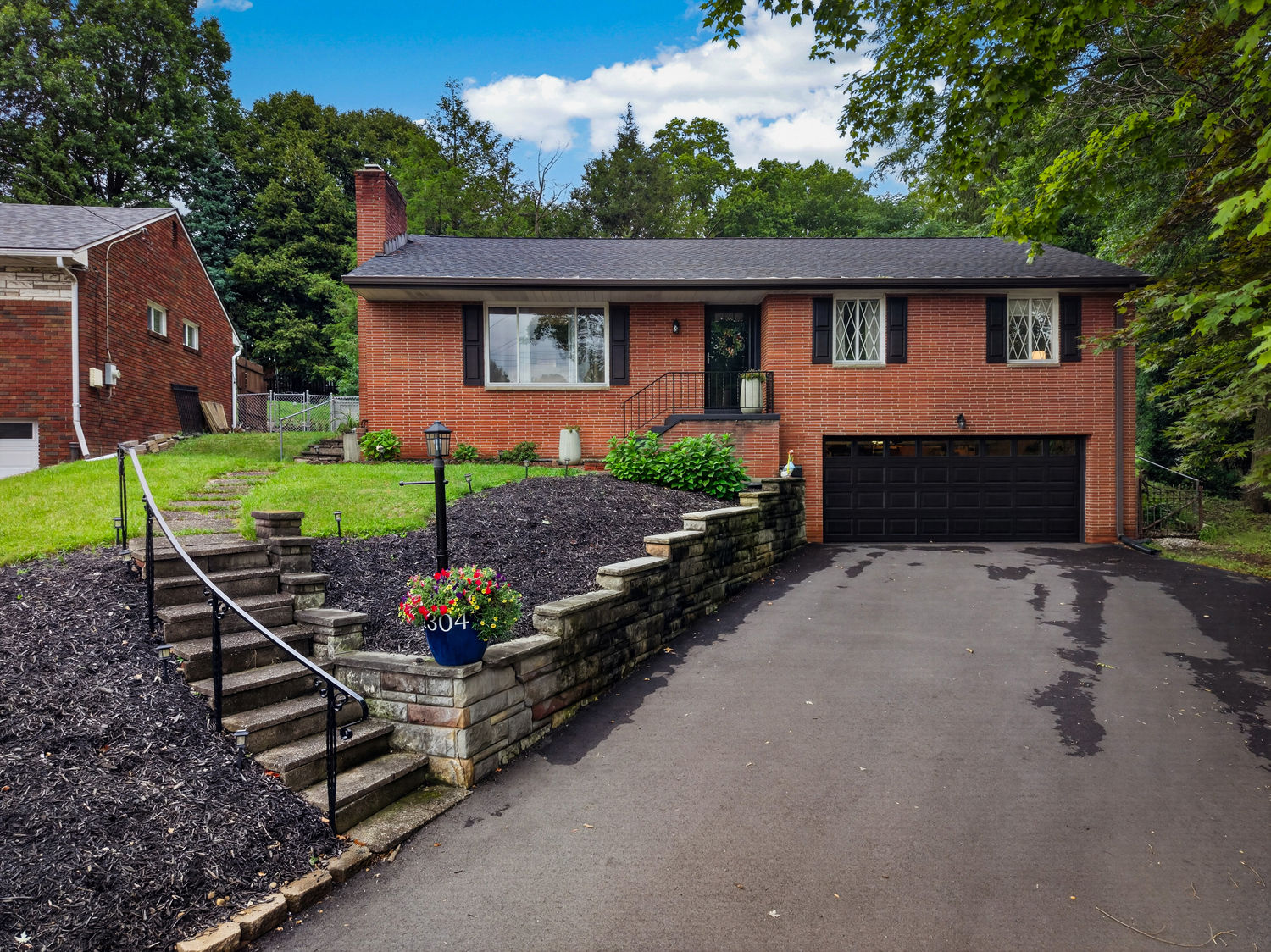 1304 Cochran Road — photo