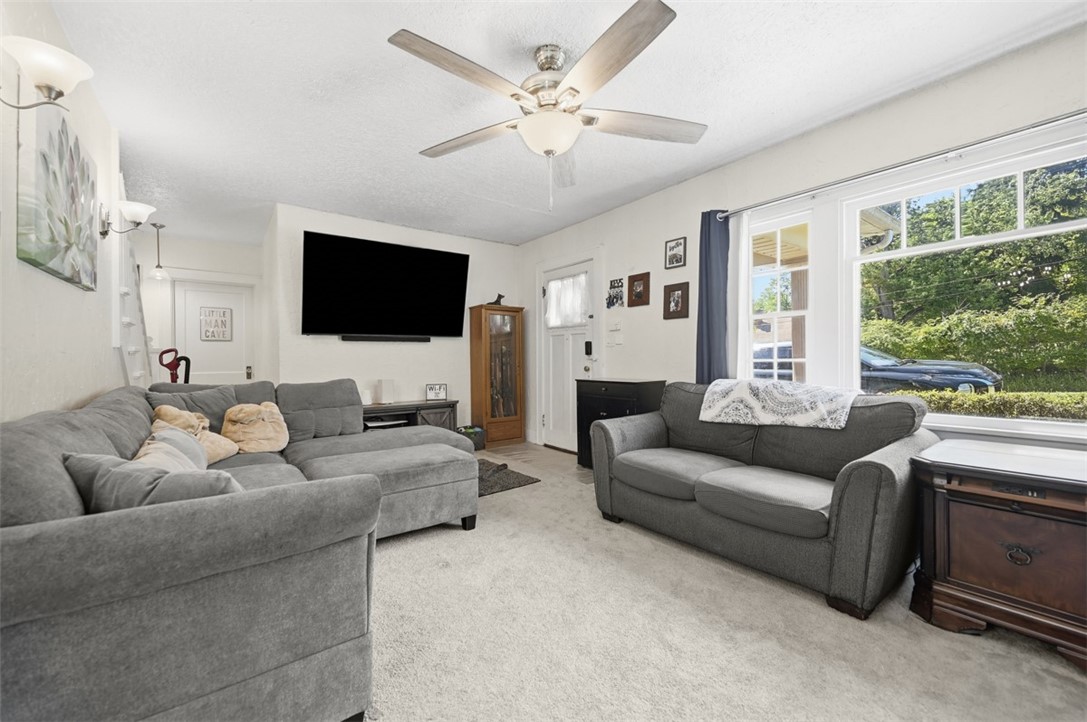 816 Indiana Road, Verona, PA 15147 — photo 3