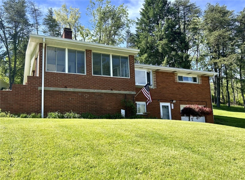 804 Redwood Dr — photo