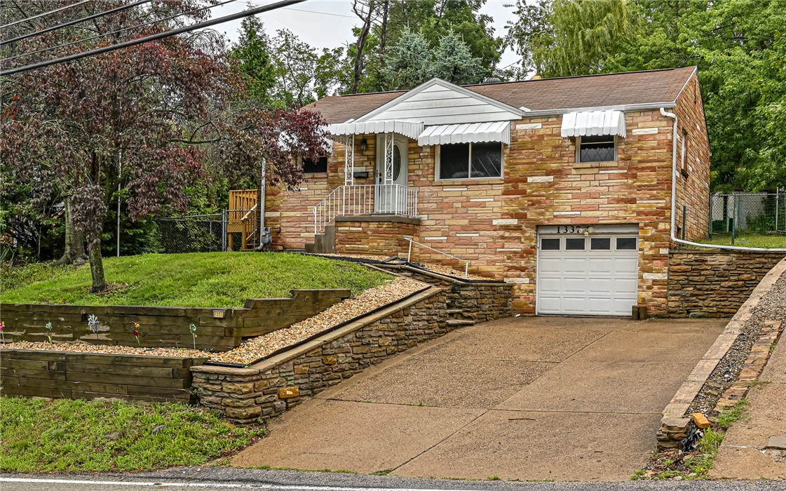 1337 Hamilton Rd — photo