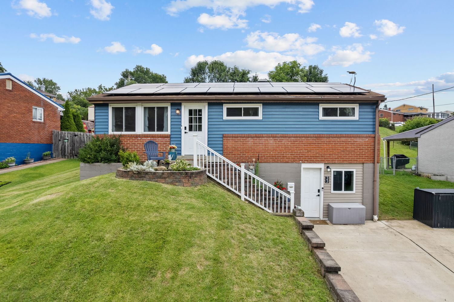 33 Claireview Dr — photo