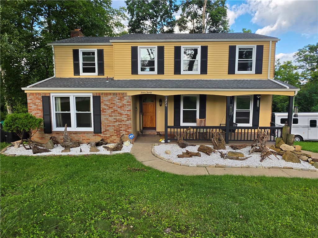 1220 Fox Run Cir — photo