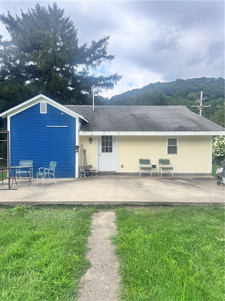 1685 Walnut Bend Rd — photo