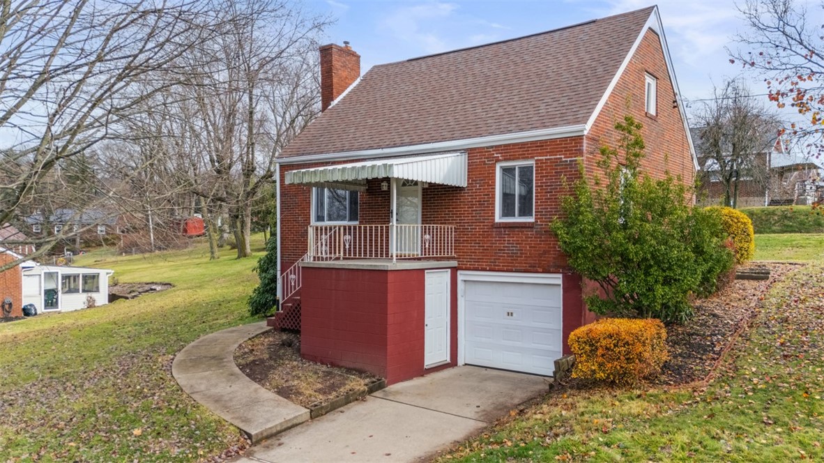 116 Warren Dr — photo